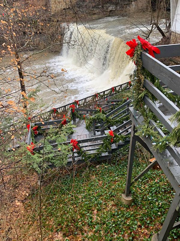 Chagrin Falls at the Holidays