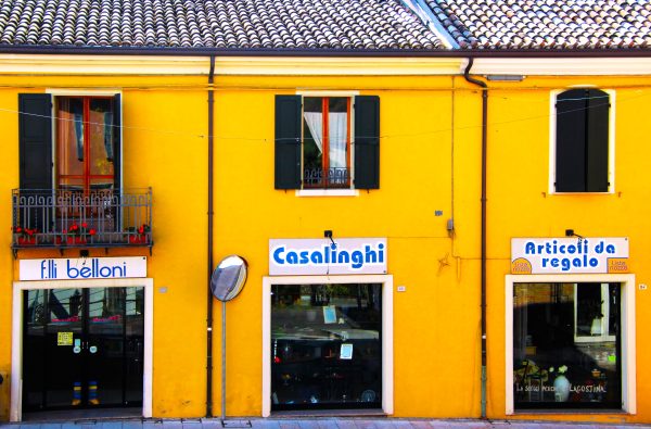 Italian Village 1.9 Mb